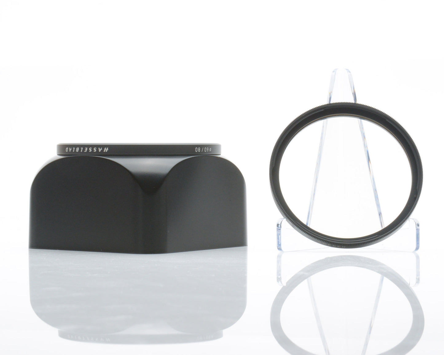 Hasselblad 80mm CFe Lens 20034 with Lens Hood and UV Filter