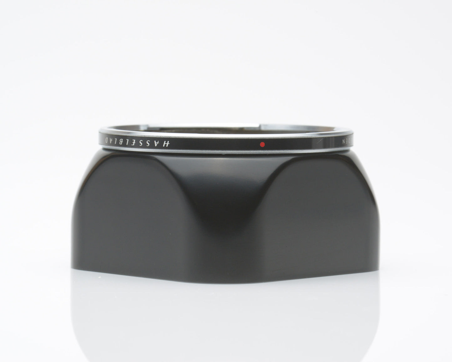 Hasselblad Metal Lens Shade 80mm Bay 50 C Lenses 40118 NOS