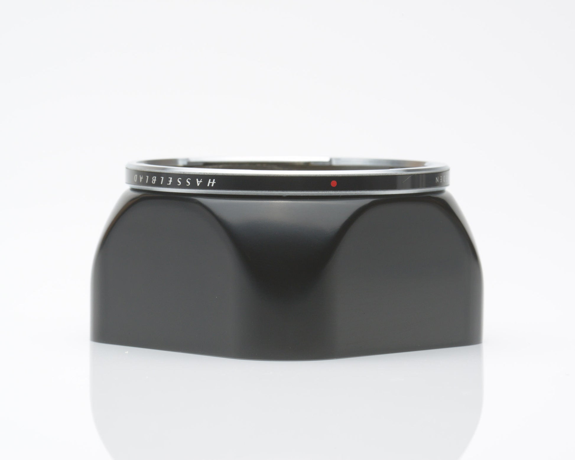 Hasselblad Metal Lens Shade 80mm Bay 50 C Lenses 40118 NOS