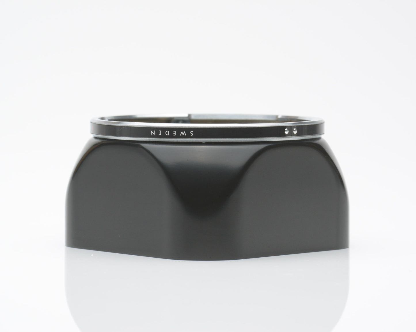 Hasselblad Metal Lens Shade 80mm Bay 50 C Lenses 40118 NOS