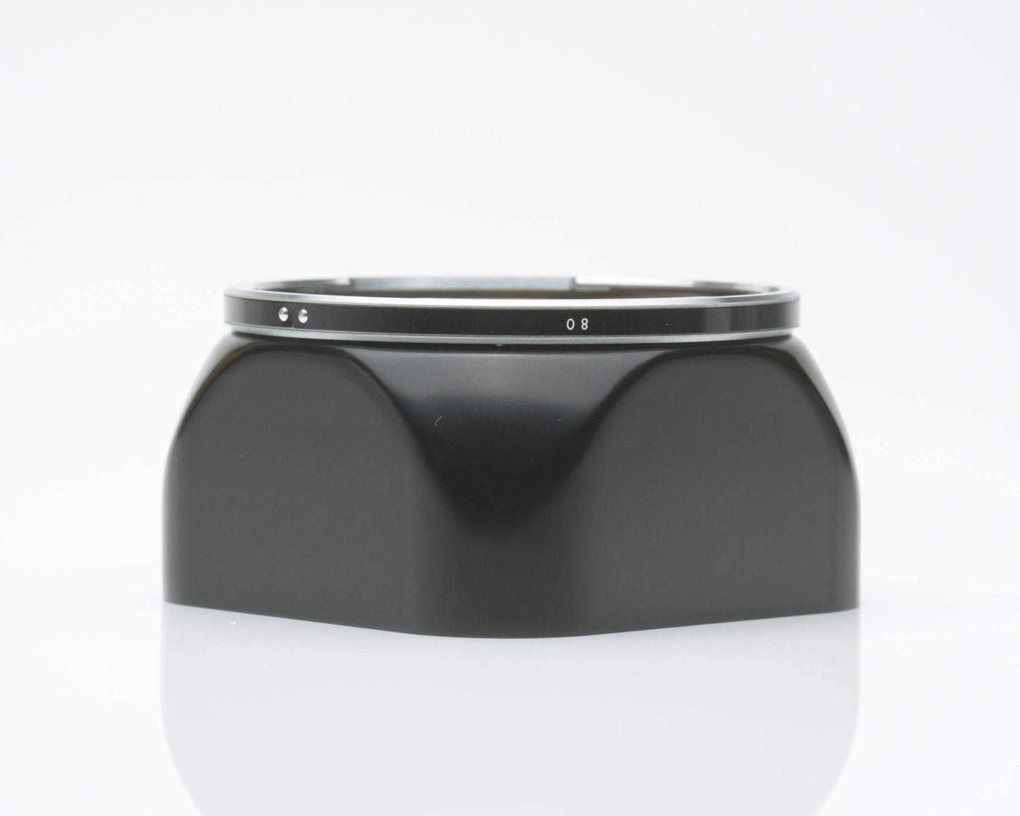 Hasselblad Metal Lens Shade 80mm Bay 50 C Lenses 40118 NOS