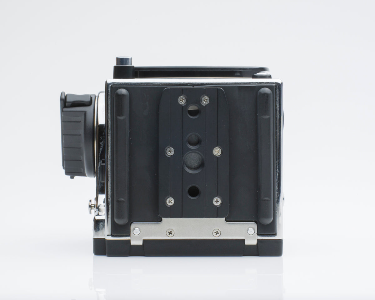 Hasselblad 503CW Chrome Body with Box Acute Matte D Mint 42215 ISO 3200 3010243